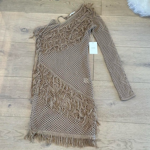 Tularosa Peek A Boo Dress - Picture 2 of 7